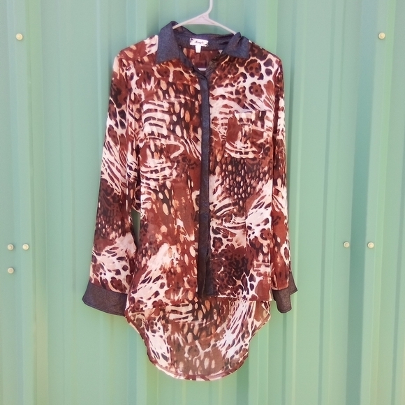 Women's Animal Cheetah Leopard Print Tunic Blouse Open Back Size Large Mob Wife - Picture 1 of 4